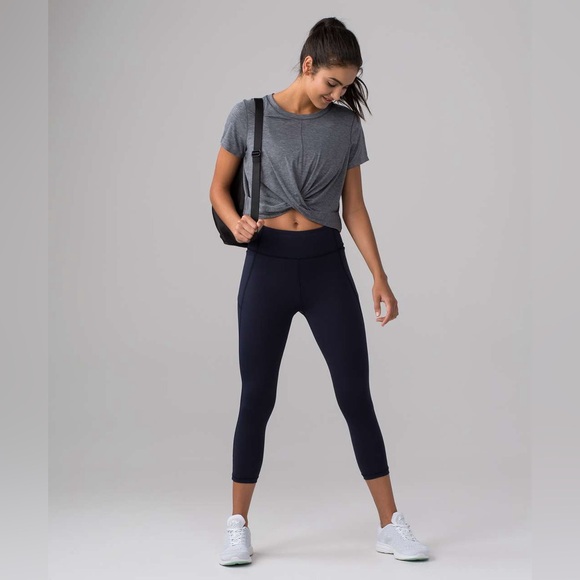 Lululemon Intended Crop Tee - Picture 3 of 14